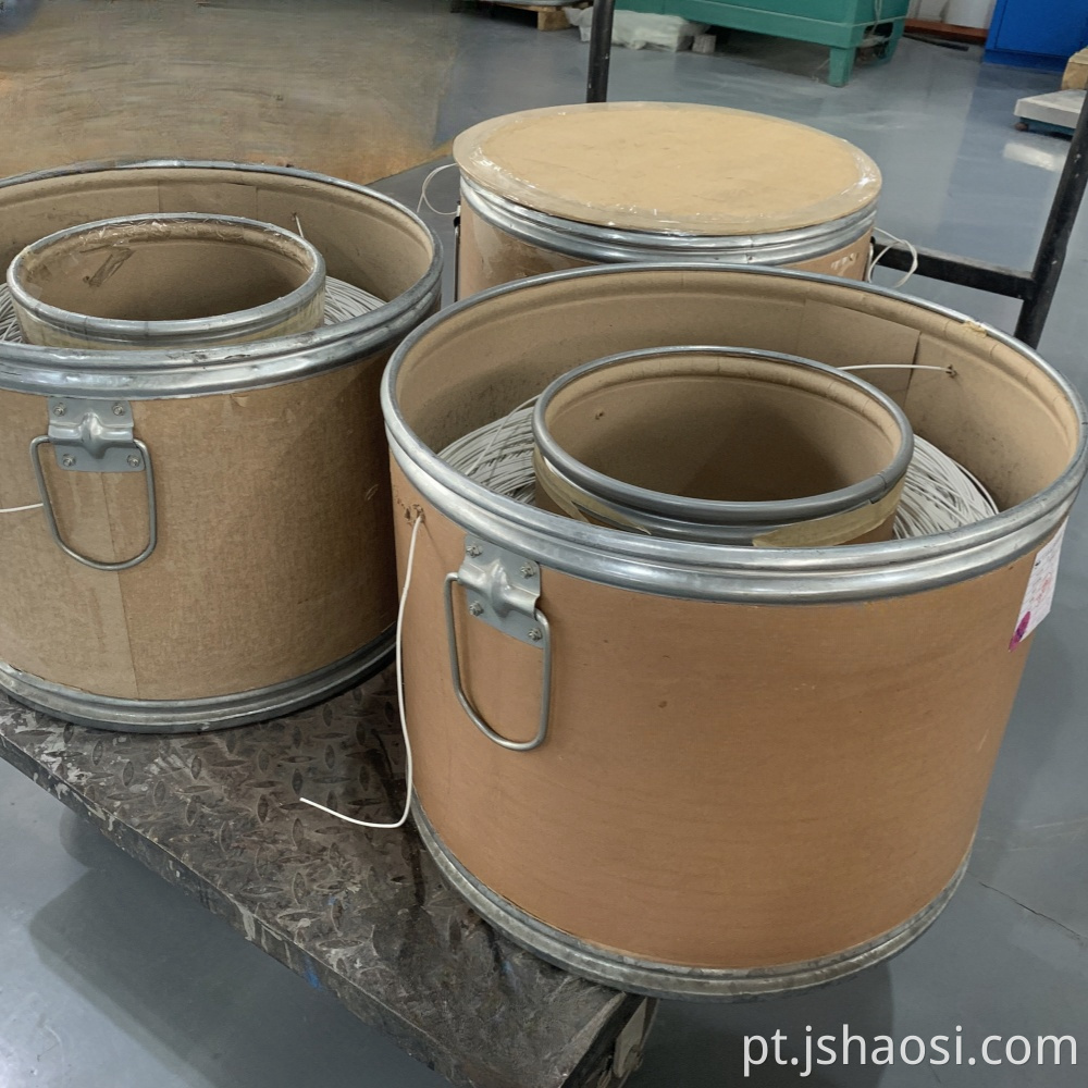 Fio de silicone branco Silicone-braided wire white